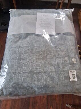 Calvin Klein Home Studio Collection Algiers KING Breeze Duvet Cover